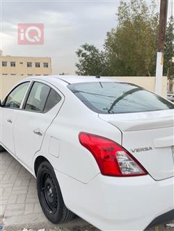 نيسان فيرسا